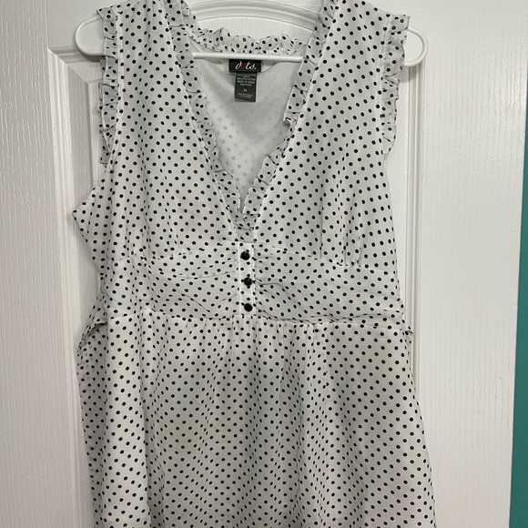 Polka Dot Top - Picture 1 of 3